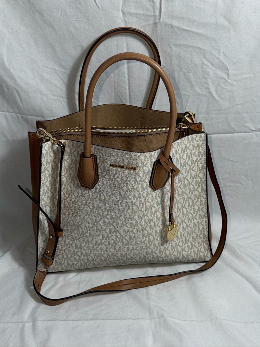 Michael Kors Mirella Medium EW Vanilla Acorn Signature Logo Tote Crossbody